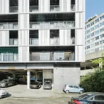 Central 2 Bed Flat With Big Balcony