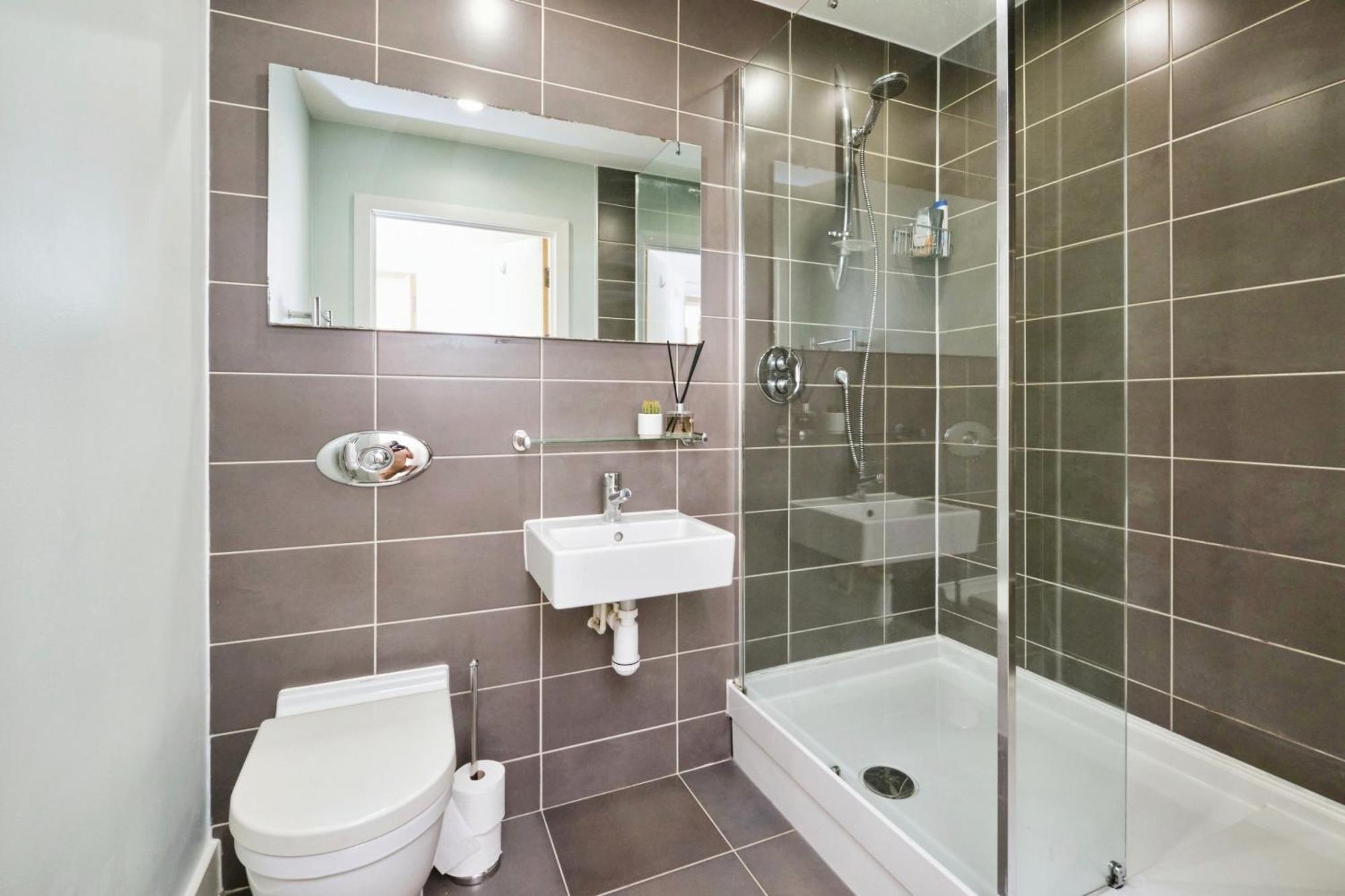 Apartment Central 2 Bed Flat With Big Balcony Birmingham
